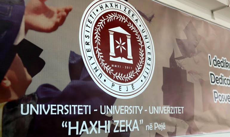 Universiteti “Haxhi Zeka” ju uron 7 marsin, ditën e mesuesit dhe 8 marsin, ditën e gruas!